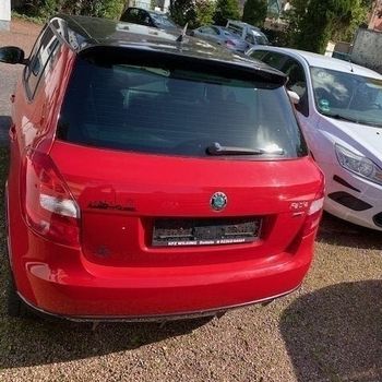 SKODA FABIA von hinten